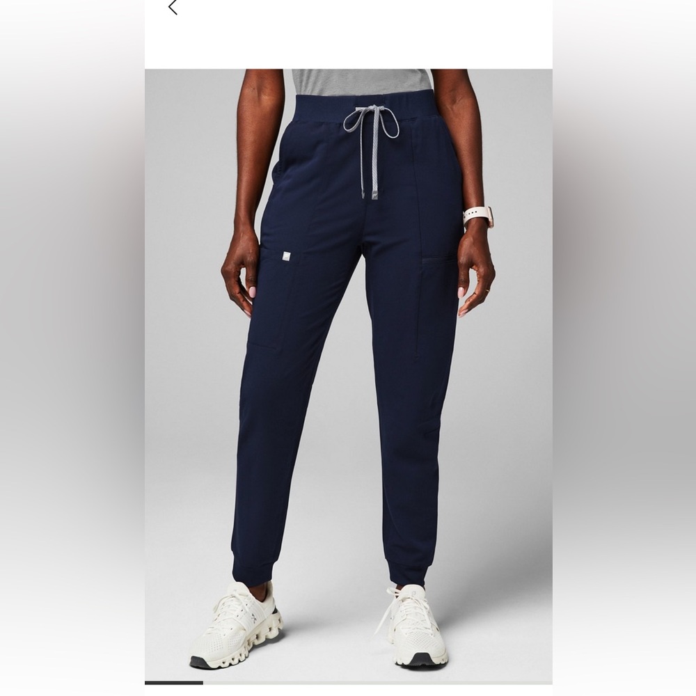 Fabletics on call high rise scrubs